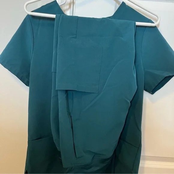 Mandala scrub set - Caribbean Blue - Small - Picture 1 of 3